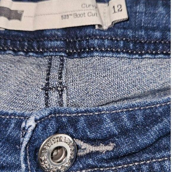 Women's Levi's Boot Cut Size 12 Curvy - Picture 3 of 3